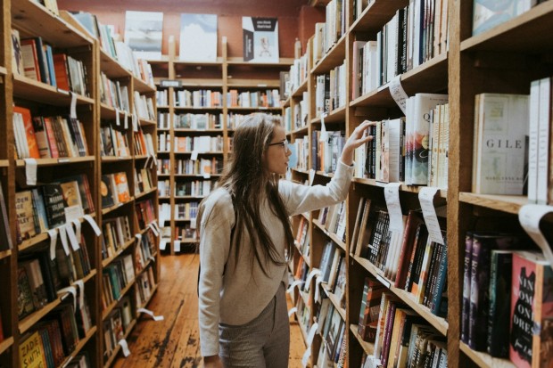 Gen Z Ignites a Book Renaissance: Embracing Physical Books and Revitalizing Libraries