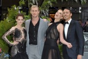 Cast of Snow White & the Huntsman read 