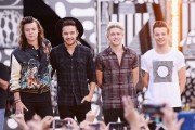 One Direction Performs On ABC's 'Good Morning America'