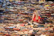 Brazilian Artists Create Labyrinth Using 250,000 Books